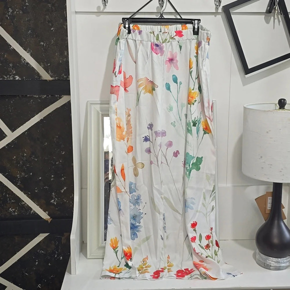 Vintage-BEAUTIFUL FLORAL  2 PIECE SET - Picture 2 of 10